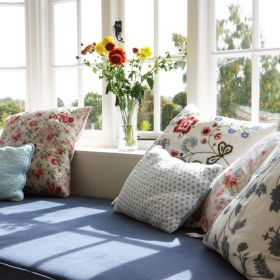 upholstery-glasgow-custom-upholstery-glasgow-window-seat-upholstery-glasgow-reupholstery-glasgow